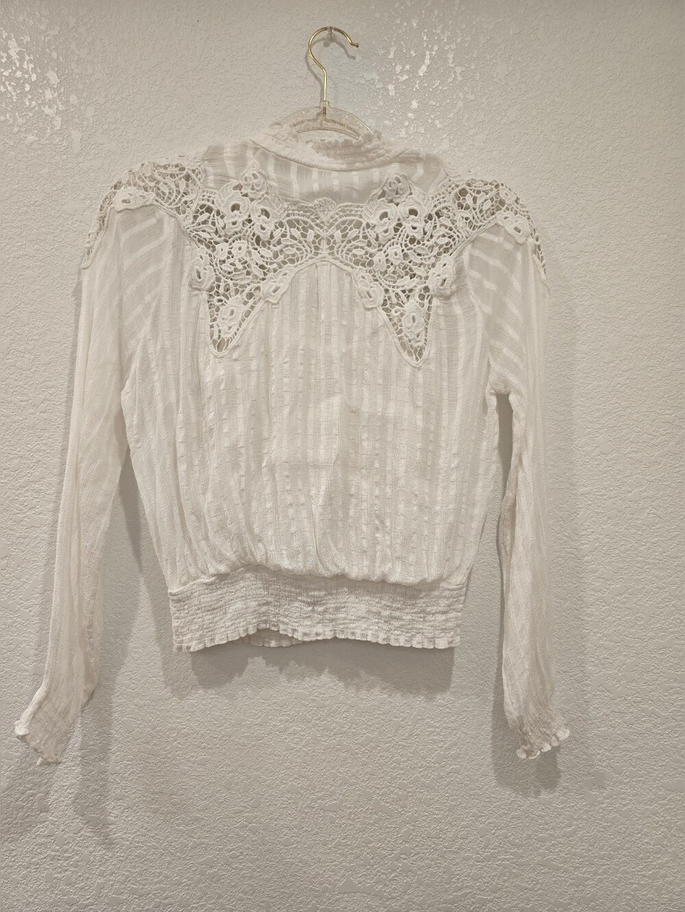 Anthropologie Moira peasant blouse intricate lace smocked cuffs V Neck 0 - Picture 6 of 9